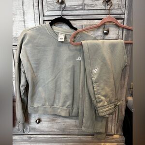 adidas Green Track Pants & Sweatshirt Set